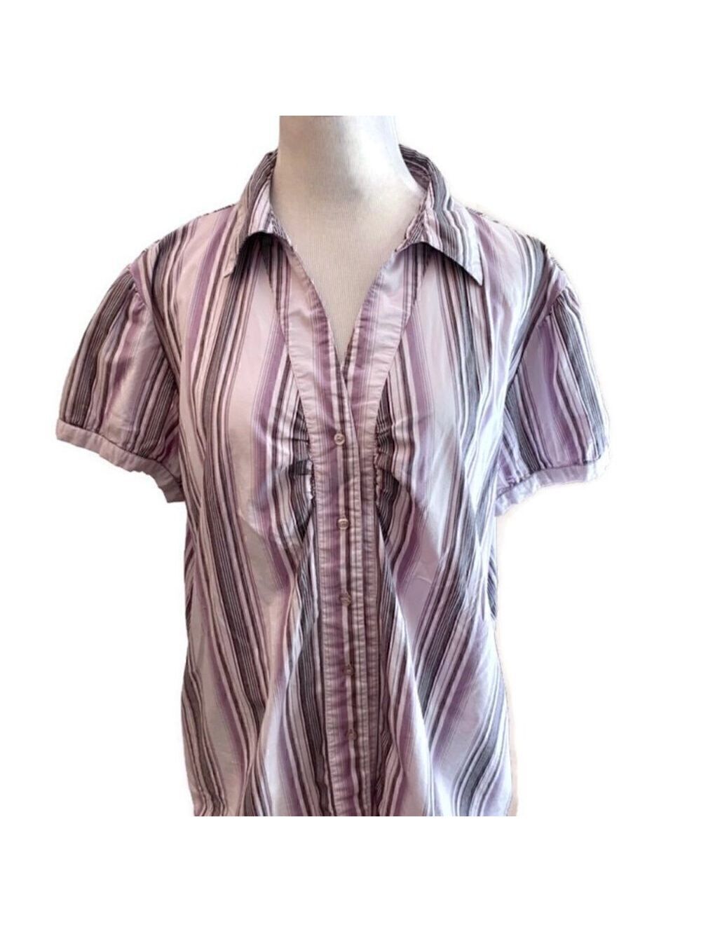 Essential DCC Women Short Sleeve Button Down Sz 2X